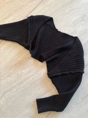Zara Black Ribbed Cropped Bolero Sweater
